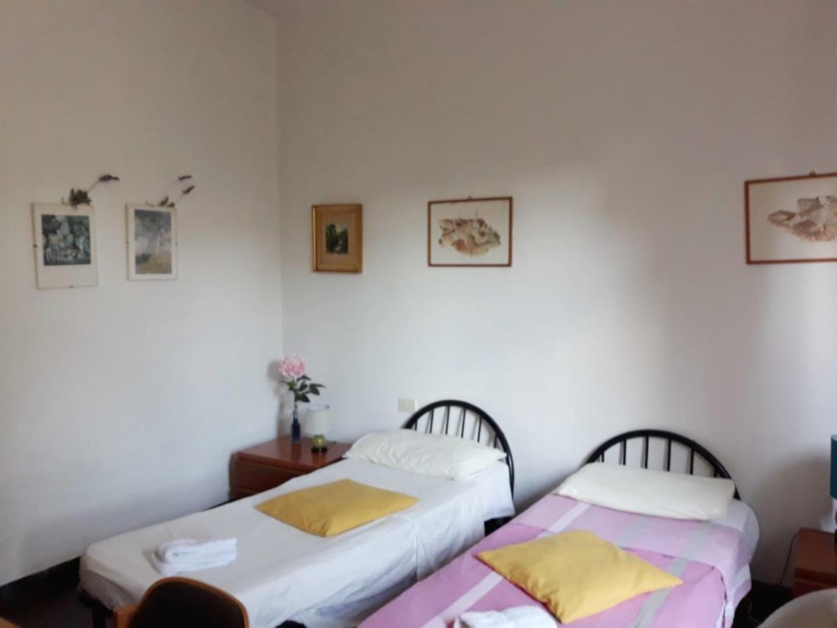 Hotel Bed in Siena Tognazza Exterior foto